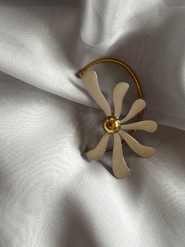 Brinco de encaixe Fleur