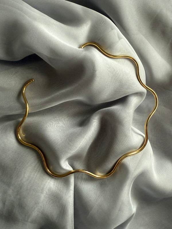 Gargantilha Ondulada